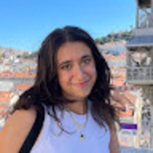 Meet your Posher, Julia